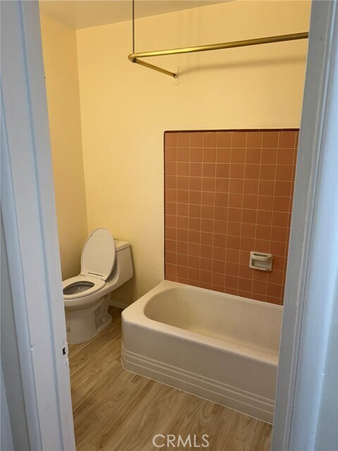 Building Photo - 1412 Benito Ave