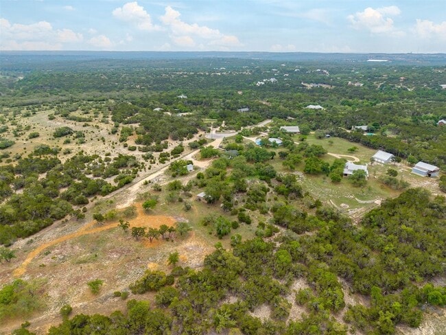 Building Photo - 2591 Spring Valley Dr