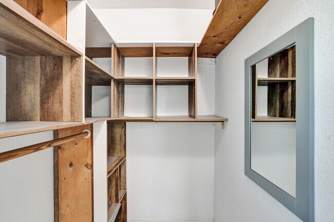 Building Photo - 855 NW 80th Terrace