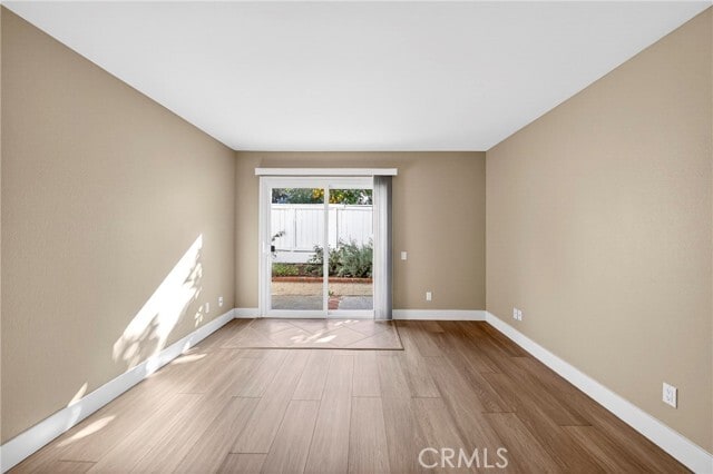 Building Photo - 3 Silver Fir