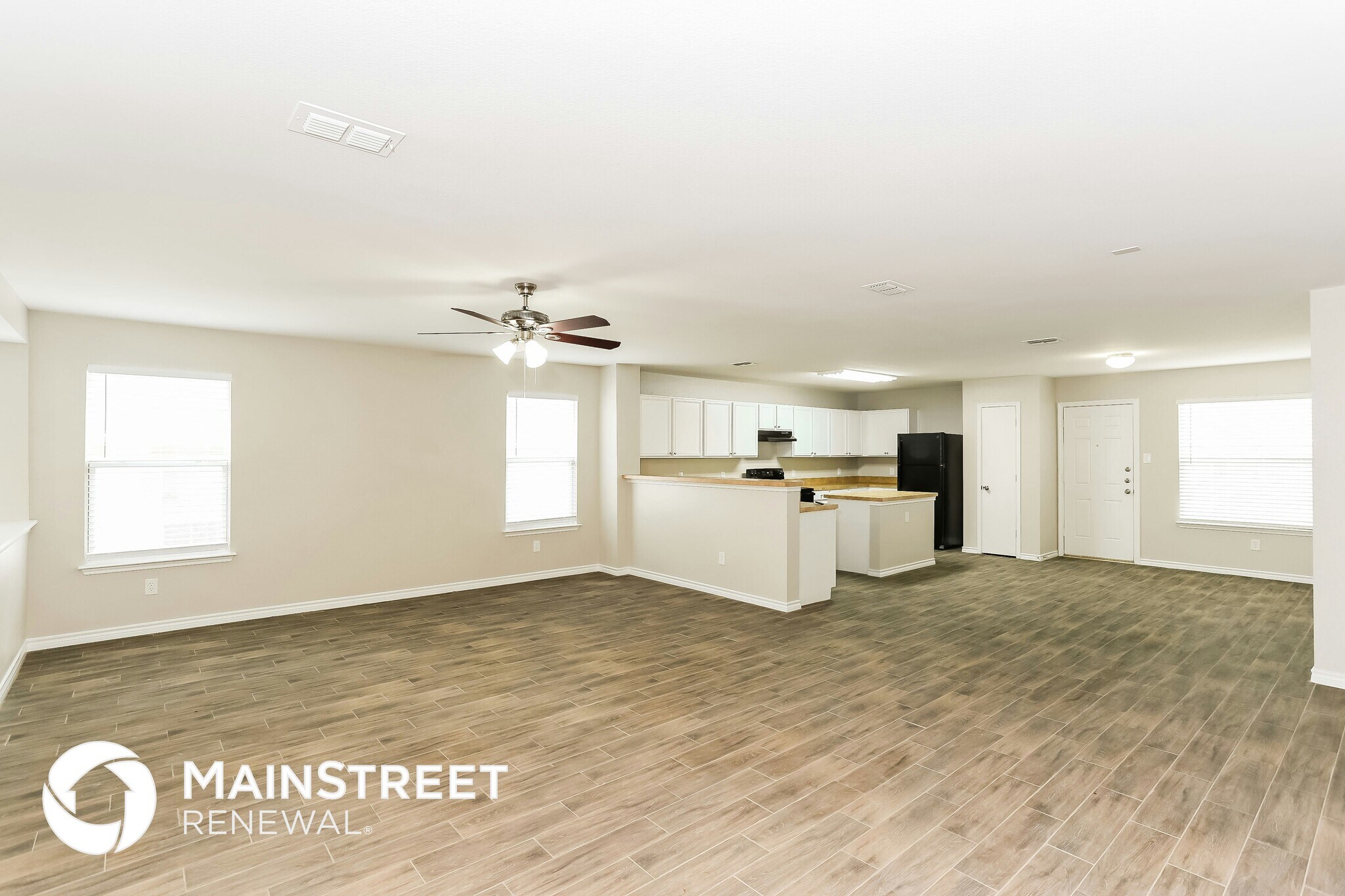 Building Photo - 6160 Balcony Ln