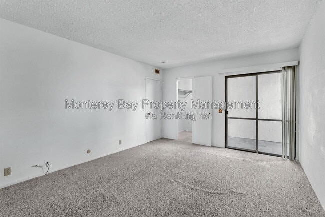 Building Photo - 500 Glenwood Cir