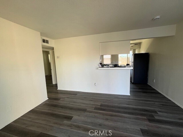 Building Photo - 45421 Sunset Ln