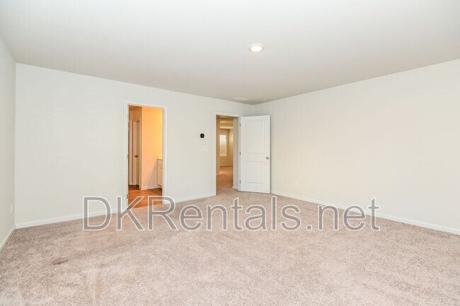 Building Photo - 265 Summerwood Ln