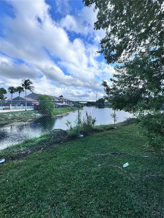 Building Photo - 6225 SW 131st Ct