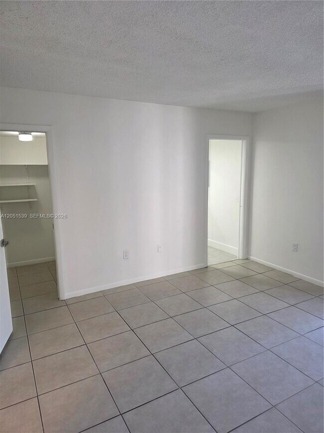 Building Photo - 8025 SW 107th Ave