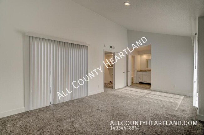 Building Photo - 2030 Three Stars Rd