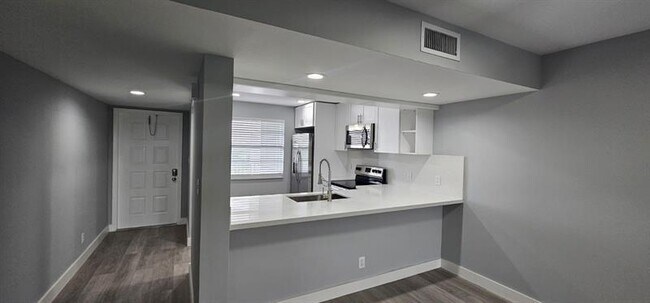 Building Photo - 3993 Cypress Reach Ct