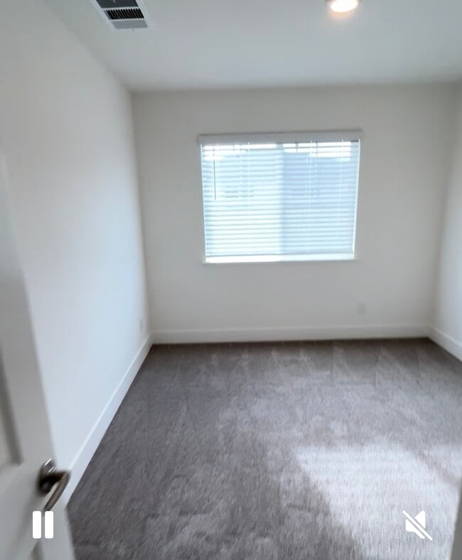 Building Photo - 4225 Fawnridge Pl