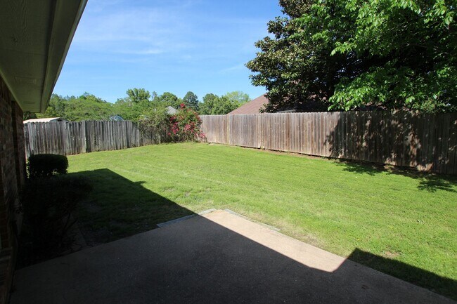 Building Photo - Almost Ready! 3 Bedroom 2 Bath in Whitehouse ISD!