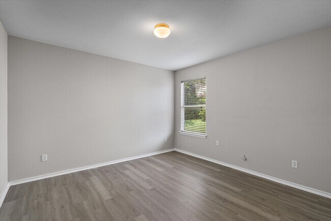 Building Photo - 142 Jack Rabbit Ln