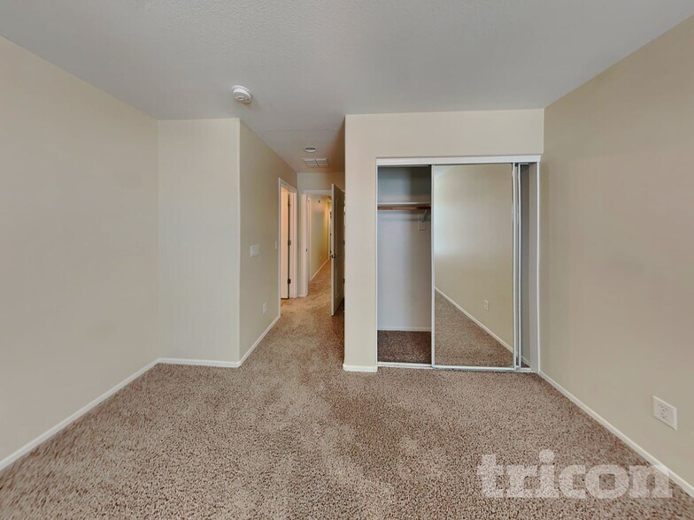 Building Photo - 4376 E Selena Dr