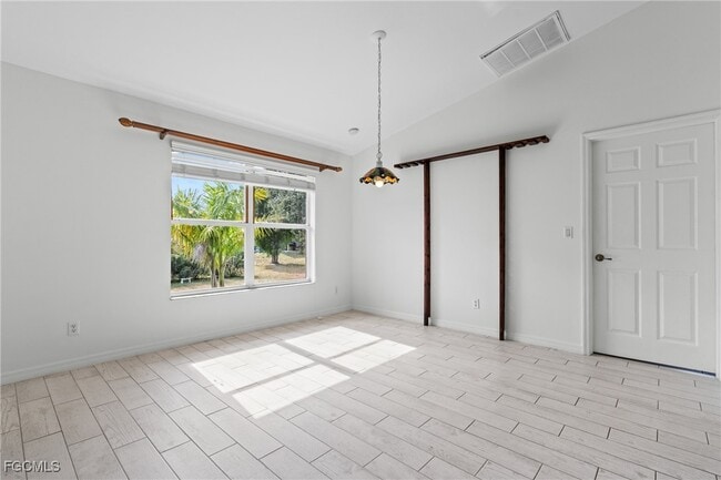 Building Photo - 2613 39th St SW