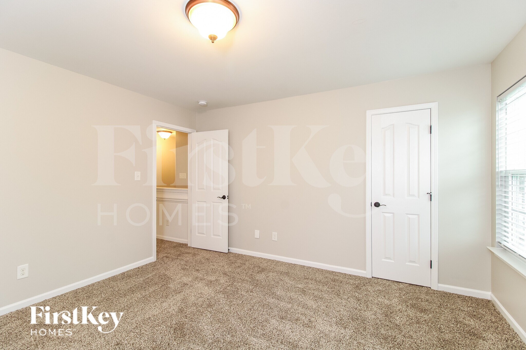 Building Photo - 2958 Mirasol Ct