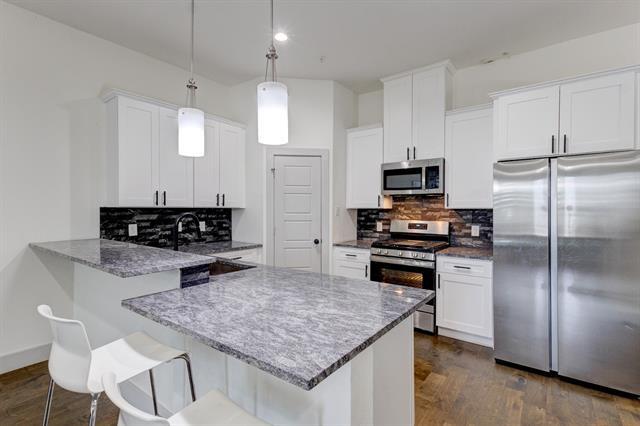 Building Photo - 6043 Rivendell Dr