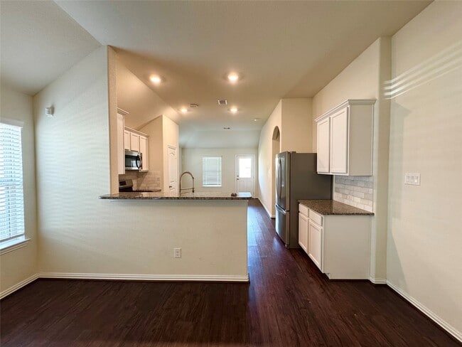 Building Photo - 9026 Beacon Mill Dr