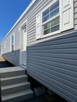 Building Photo - 6 Fidler Ct