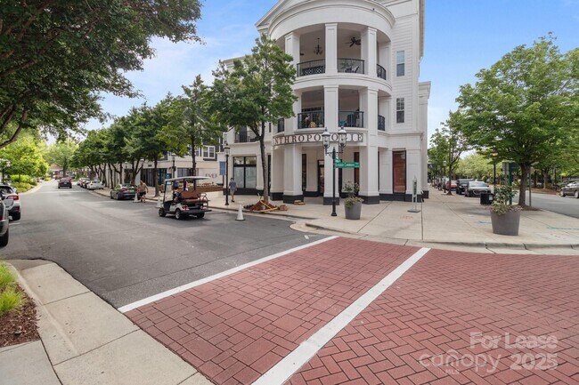 Building Photo - 17311 Villanova Rd