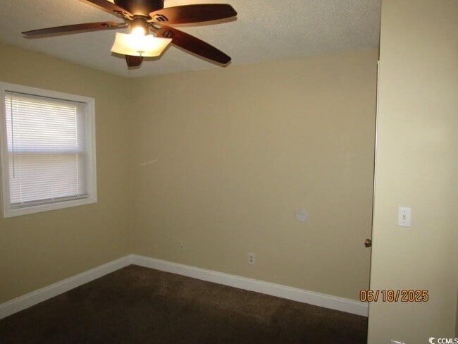 Building Photo - 4150 Horseshoe Rd N