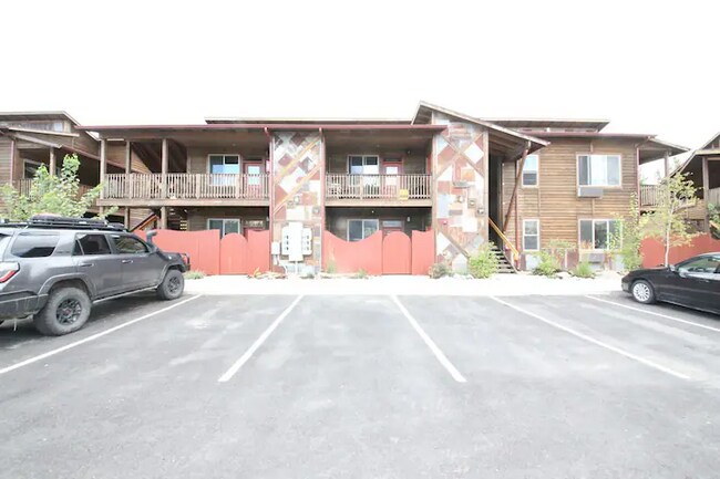 Building Photo - 6186 Lay About Ln