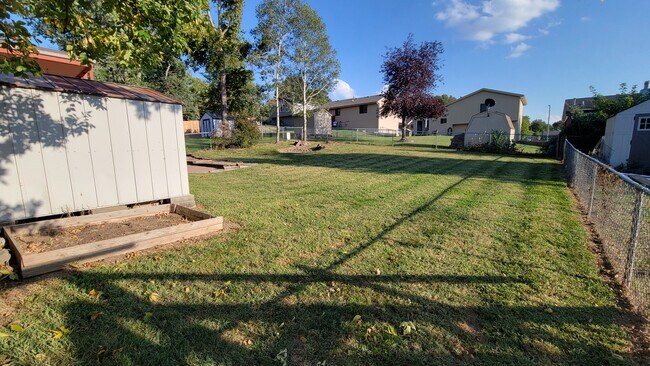 Building Photo - Josephine (Millard Highlands South)