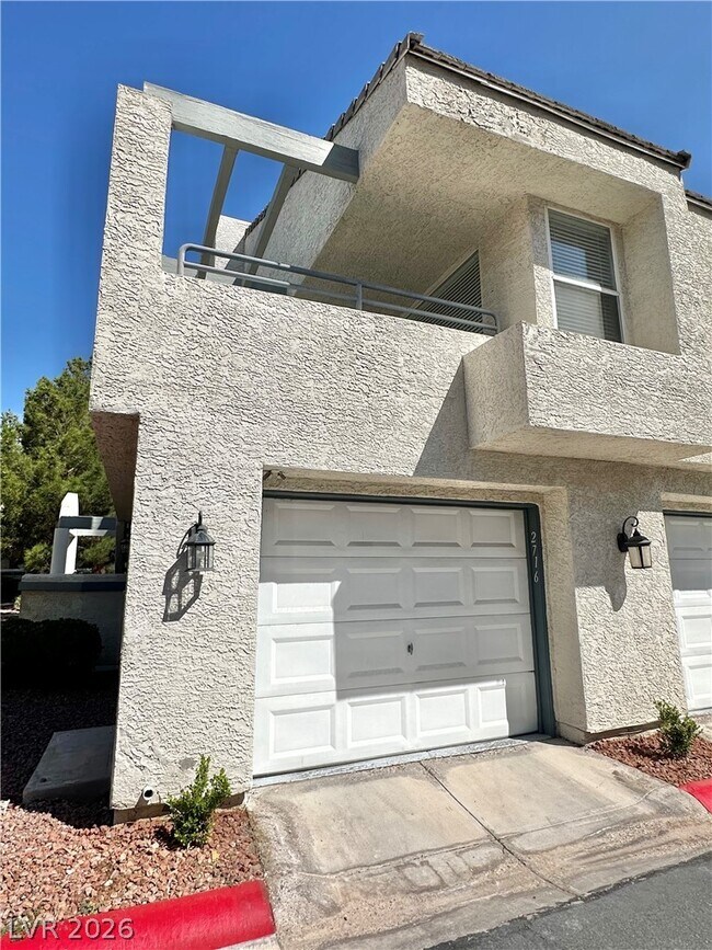 Building Photo - 2716 Lodestone Dr