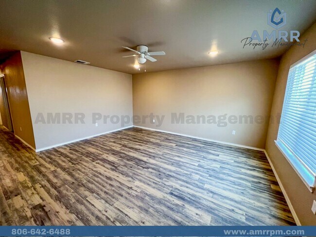 Building Photo - Charming 4-Bedroom Home – Space, Style, and Comfort!