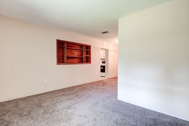 Building Photo - 1214 Dunbar St