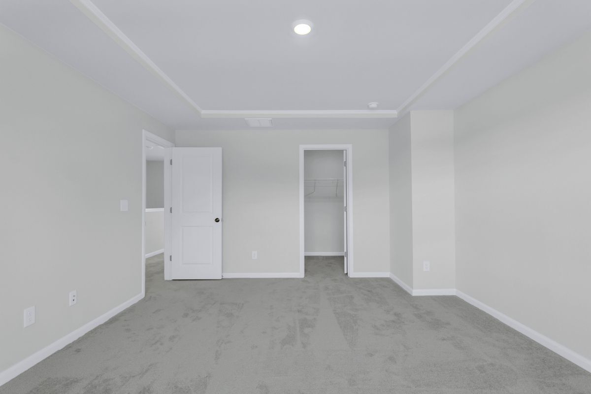 Building Photo - 104 Calvander Ln