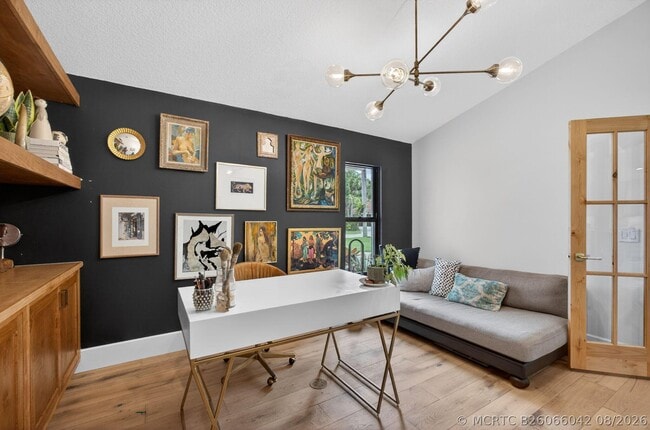 Building Photo - 12897 La Rochelle Cir