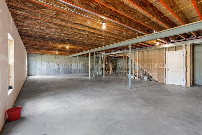 Building Photo - 521 Upper Ridgepointe Ct