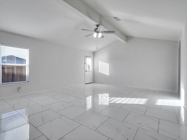 Building Photo - 22419 Iron Mill Dr