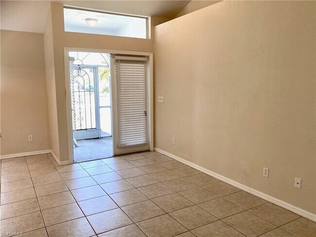 Building Photo - 1922 NE 14th Terrace