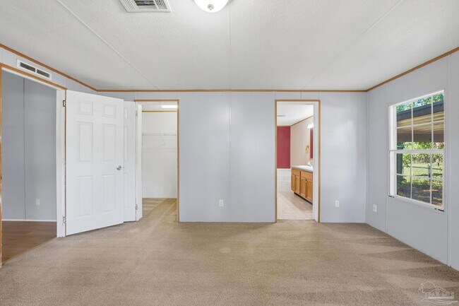 Building Photo - 1709 Woodchuck Ave