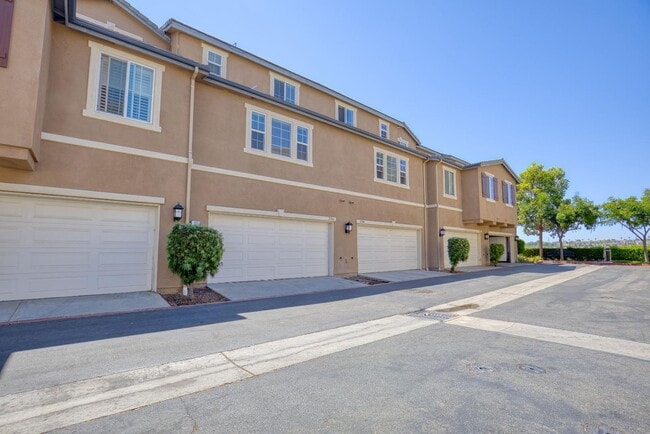 Building Photo - 2706 Black Locust Ct