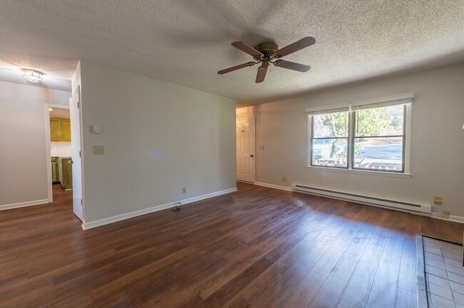 Building Photo - 112 Wickham Square