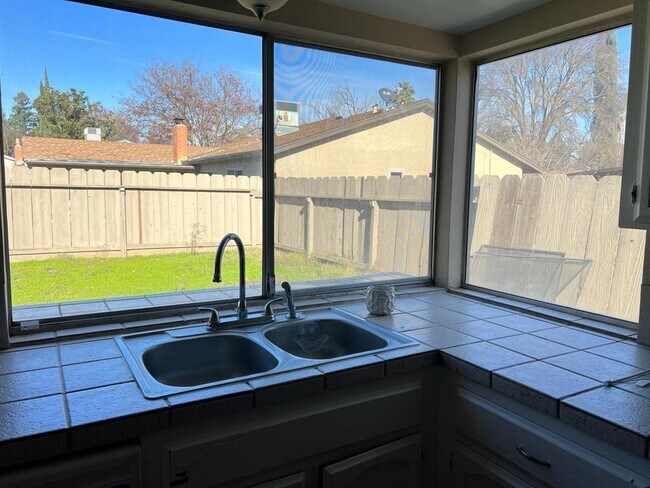 Building Photo - Coming Soon in North Merced!