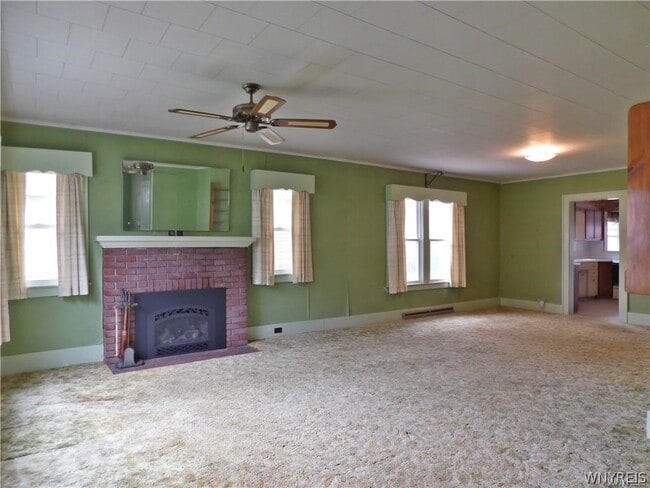 Building Photo - 172 Wellsville St