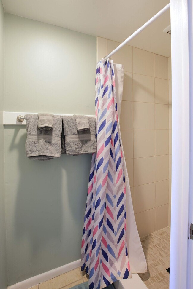 Building Photo - 608 Carolina Beach Ave S