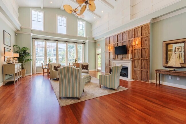 Building Photo - 609 Belle Point Dr