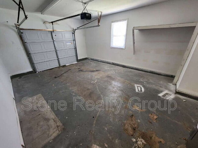 Building Photo - 1255 E Dawn Dr