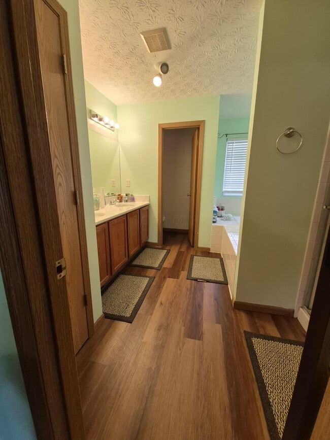 Building Photo - 2948 Collier Hill Ct