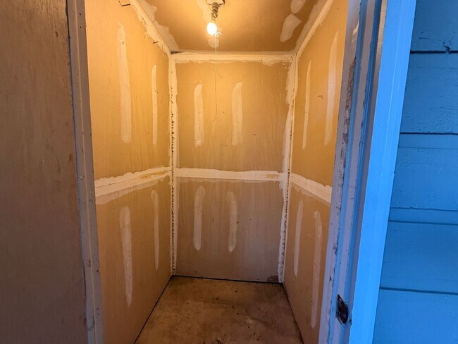 Building Photo - Perfect Package of Amenities