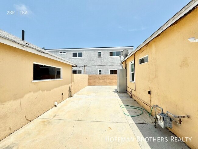 Building Photo - 4455 163rd St