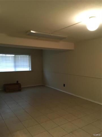 Building Photo - 1685 Lonedell Rd