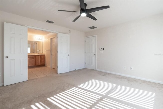 Building Photo - 5700 SW 45th St