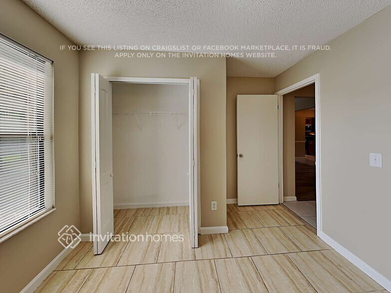 Building Photo - 1562 Candice Ct