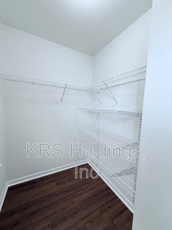 Building Photo - 2736 Shepherd Valley St