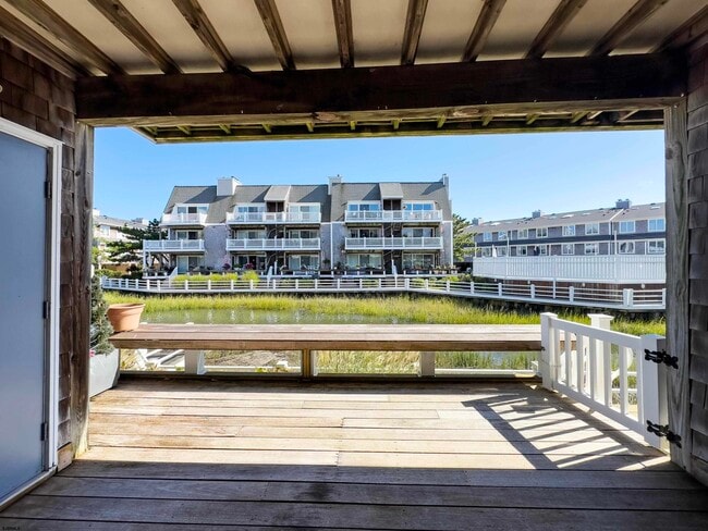 Building Photo - 903 Harbour Cove