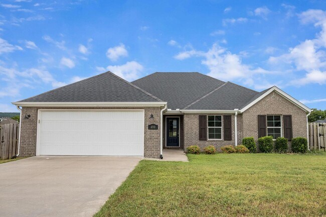Building Photo - 499 Concho St